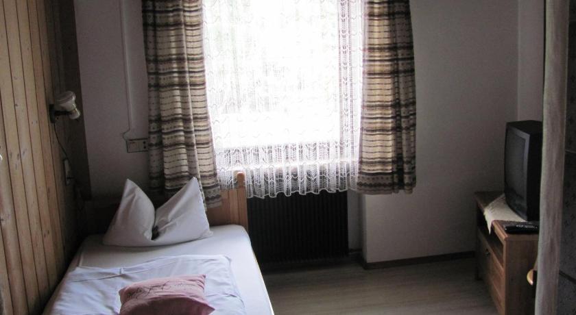 Hotel Negele Hohenfurch Ruang foto